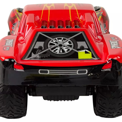 Nuotoliniu būdu valdomas raudonas visureigis