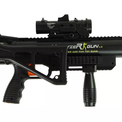 Juodas granatsvaidis su raketomis