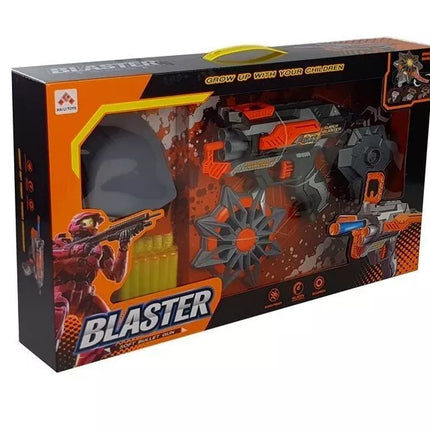 Juodas/raudonas šautuvas su šovinimis ir kauke