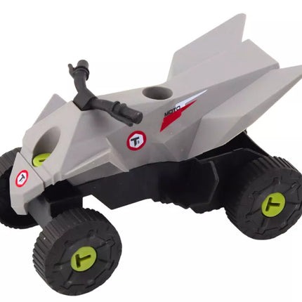 Modernus automobilio ir keturračio rinkinys