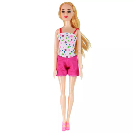 Lėlė su motorolerio komplektu.