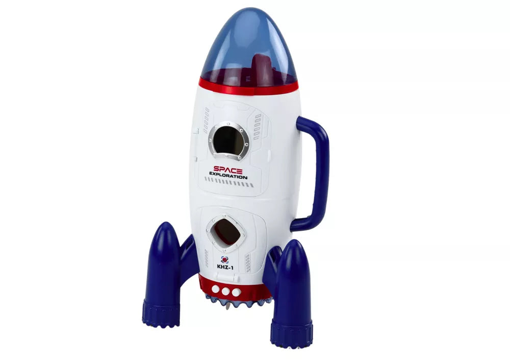 Kosmonauatų raketa su transporto priemone