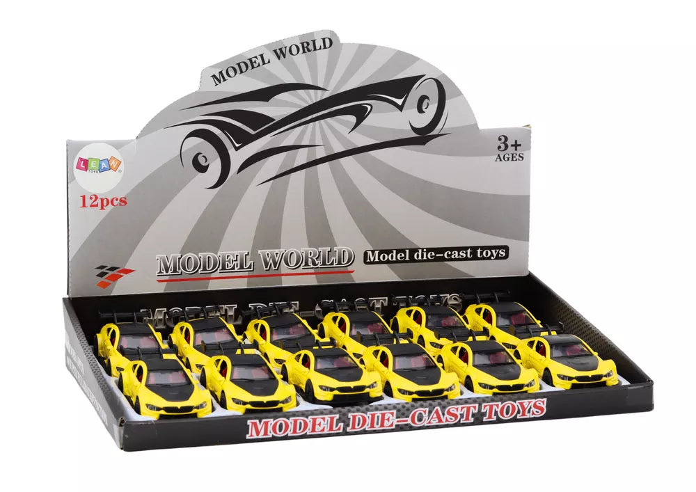 Žaislinis geltonas sportinis automobilis