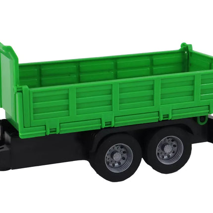 Žalias sunkvežimis su kranu