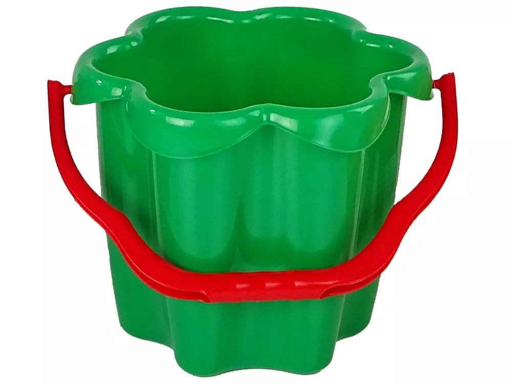 Žalias gėlės formos smėlio kibirėlis