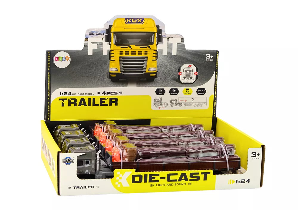 Medienos sunkvežimis su priekaba