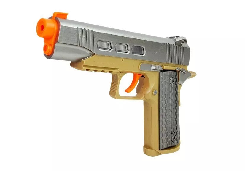 Karinis rinkinys šautuvu ir priedais