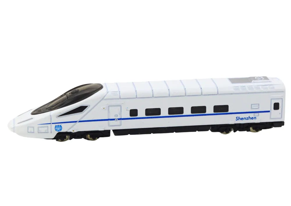 Baltas metalinis traukinio vagonas 1:48