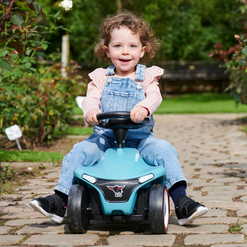 BIG Bobby Car Neo – lazūro spalvos premium važiuoklė