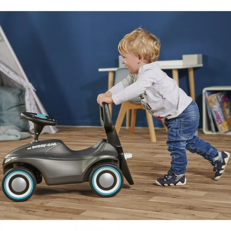 Automobilio atlošo laikiklis