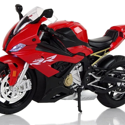 BMW S1000RR metalinis motociklas su šviesomis