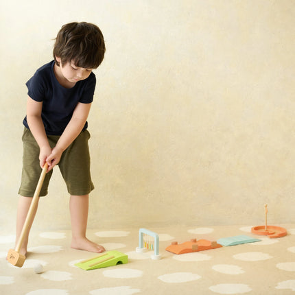 Classic World medinis mini golfas