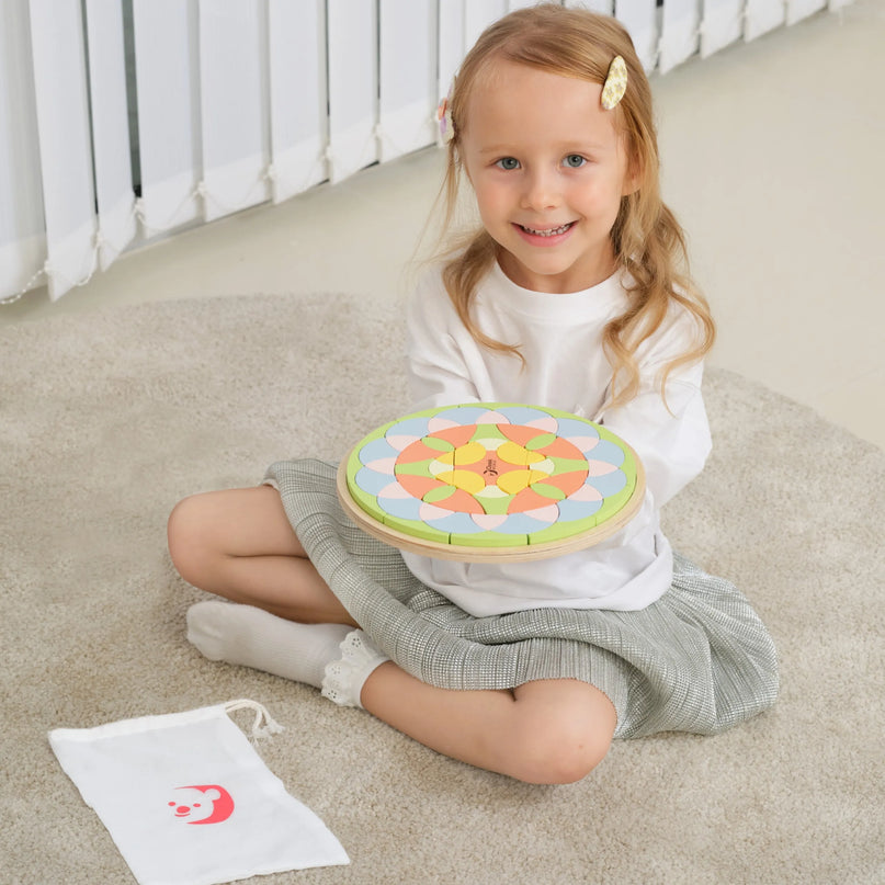 CLASSIC WORLD pastelinių spalvų Montessori mandala – gėlių mozaikos dėlionė vaikams
