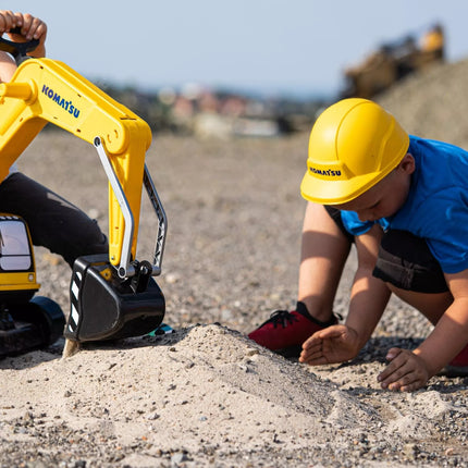 Falk Komatsu ekskavatorius–stumdukas su 360° kabina ir apsauginiu šalmu