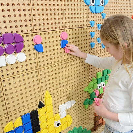 MASTERKIDZ 64 geometrinių formų kaiščių rinkinys STEM lentoms