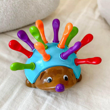WOOPIE „Ežiuko rūšiavimo“ Montessori įgūdžių žaidimas – mokymosi skaičių ir spalvų žaidimas 4 viename