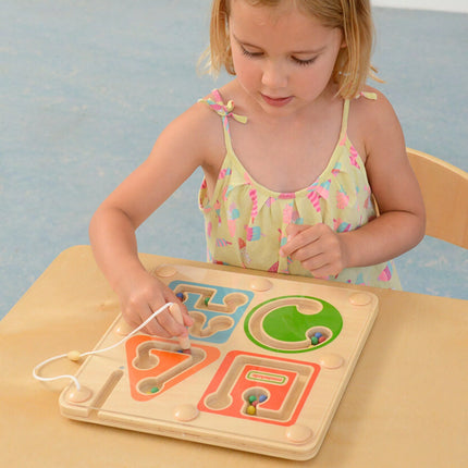 Masterkidz medinis magnetinis labirintas su magnetiniu pieštuku