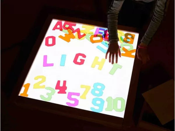 Masterkidz LED sensorinė dėžė