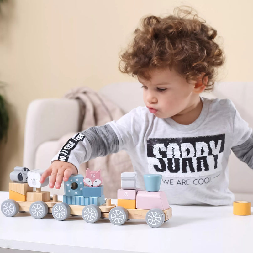 VIGA PolarB medinis traukinukas su vežimėliais ir gyvūnais Montessori krūvoms statyti