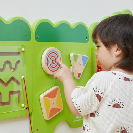 VIGA medinė manipuliacinė sensorinė lenta „Krokodilas“ Montessori