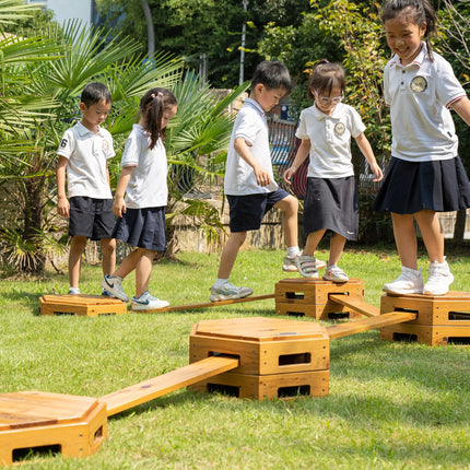 Classic World EDU „Little Acrobat“ medinis balansinis takas – modulinis, saugus ir įkvepiantis judėjimui