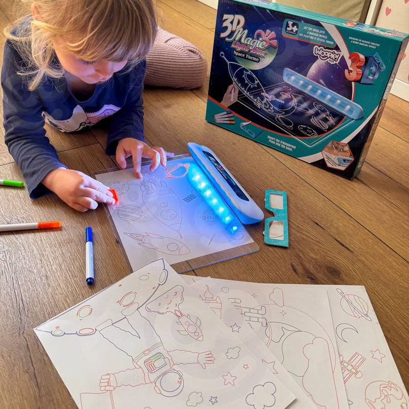 Woopie Cosmic Light Board – šviečianti kūrybos galaktika jūsų vaikui