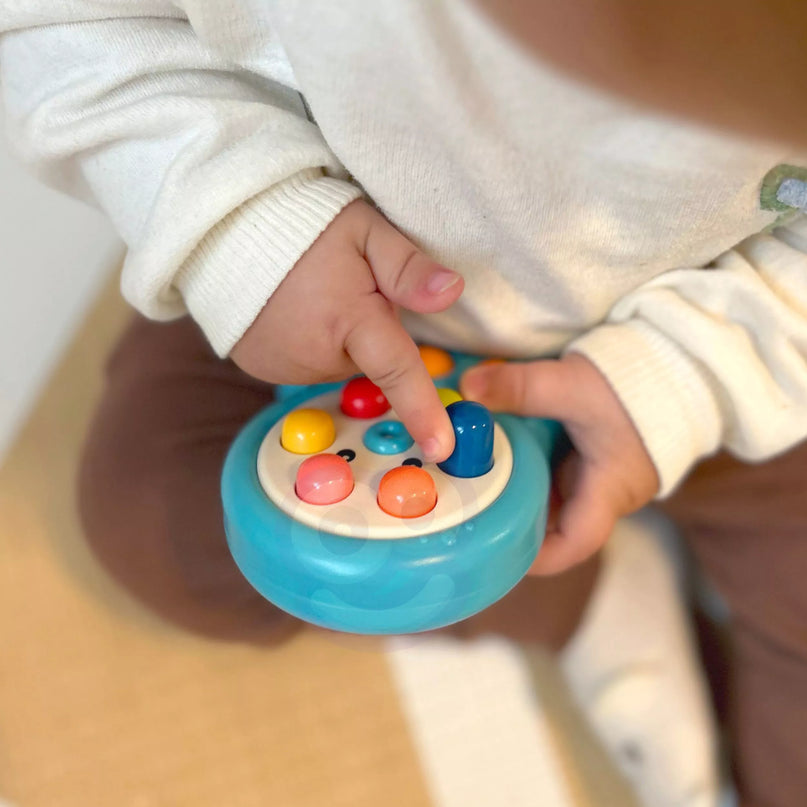„WOOPIE“ arkadinis žaidimas – „Lazdelė, kurmiukas, virvelinis aštuonkojis“ (rožinė), 2 viename