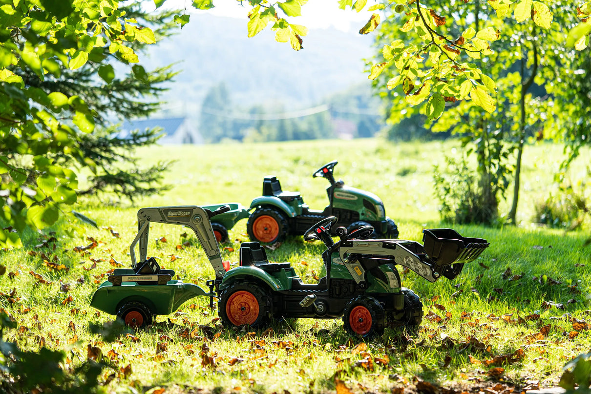 FALK „Farm Lander“ ekskavatorinis traktorius