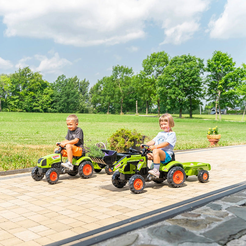 FALK pedalinis traktorius su krautuvu ir Claas priekaba