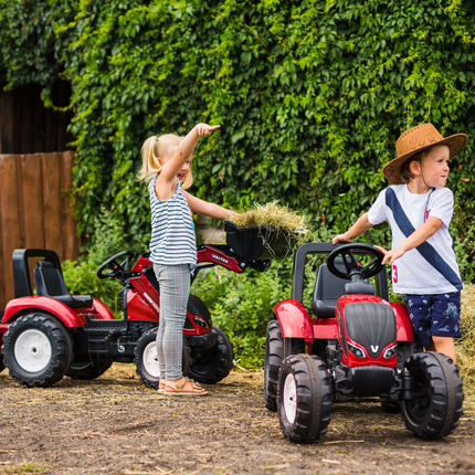 FALK „Valtra S4“ pedalinis traktorius su kaušu ir priekaba