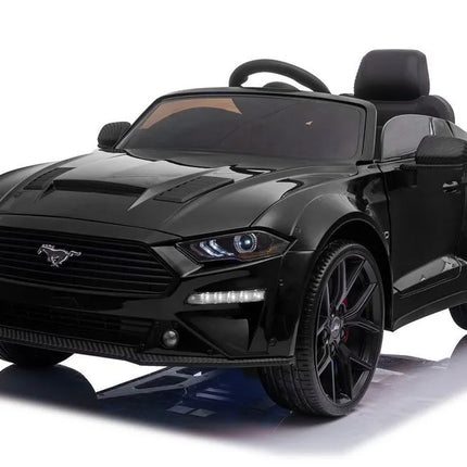 Ford Mustang GT SX2038 juodas akumuliatorinis automobilis vaikams – licencijuotas, galingas ir su drift funkcija