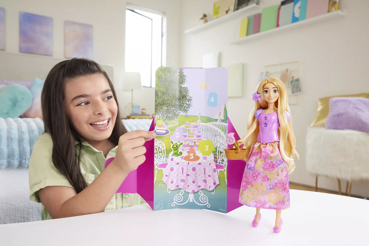 DISNEY PRINCESS SPIN and REVEAL Auksaplaukės siurprizų rinkinys (HTV86)