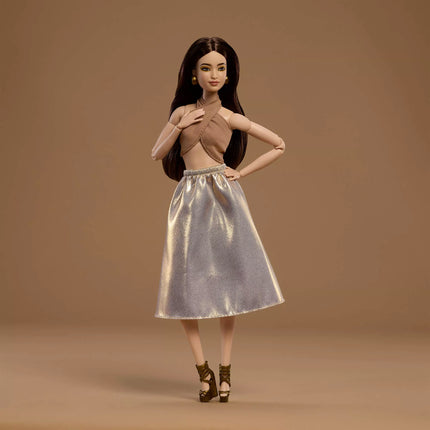 BARBIE BASICS No6 lėlė (JJX25)