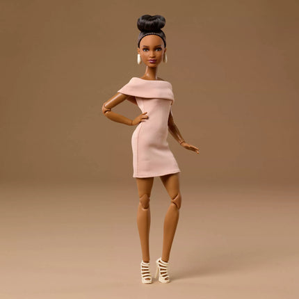 BARBIE BASICS No8 lėlė (JJX27)