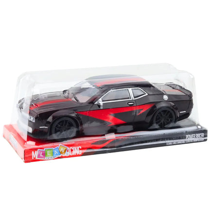 Juodai raudonas sportinis automobilis su pavara