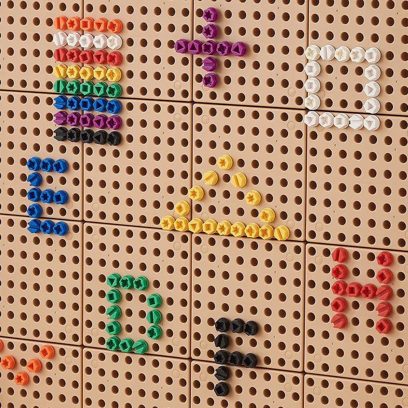 Masterkidz 512 spalvotų varžtų rinkinys STEM lentoms