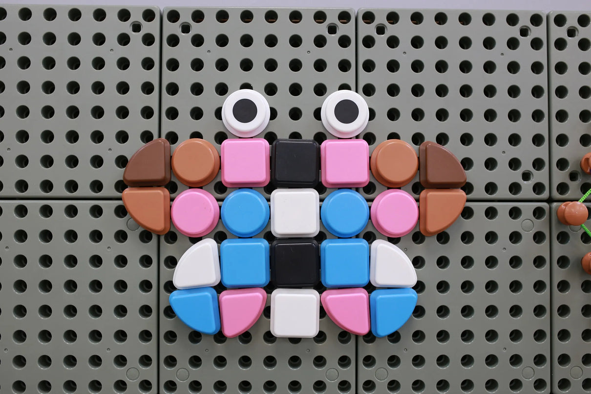 Masterkidz laisvai pastatoma STEM lenta „Namelis“