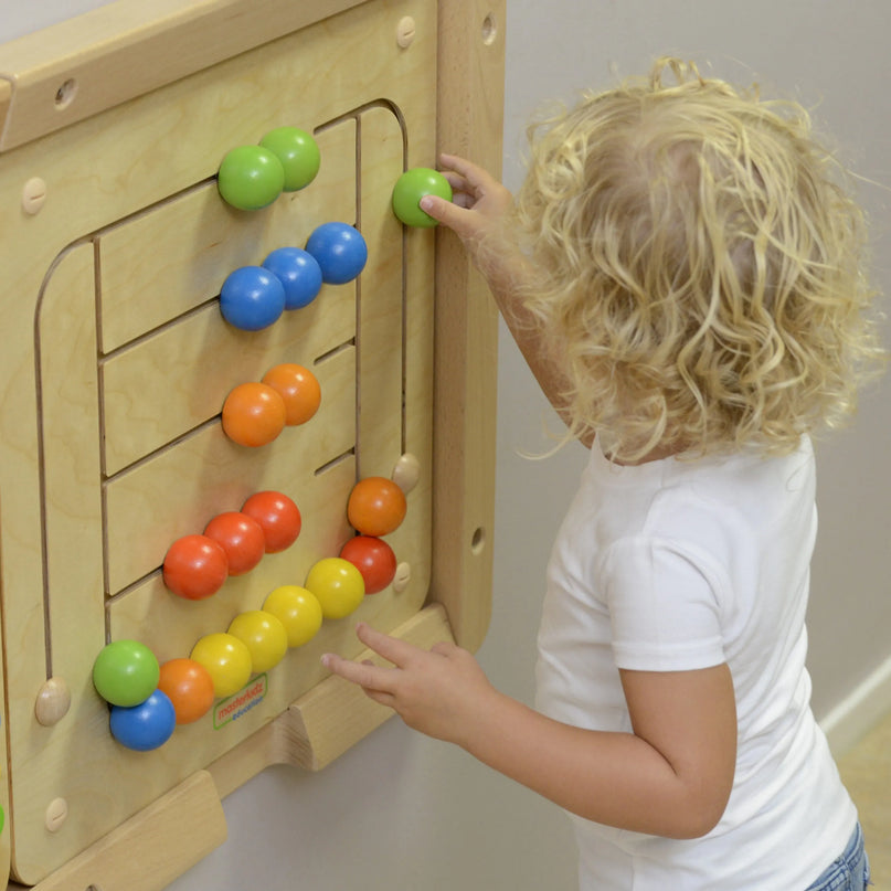 MASTERKIDZ Montessori edukacinė sieninė lenta – karoliukų labirintas