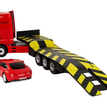 Nuotoliniu būdu valdomas Mercedes‑Benz 1:26 raudonas tralas