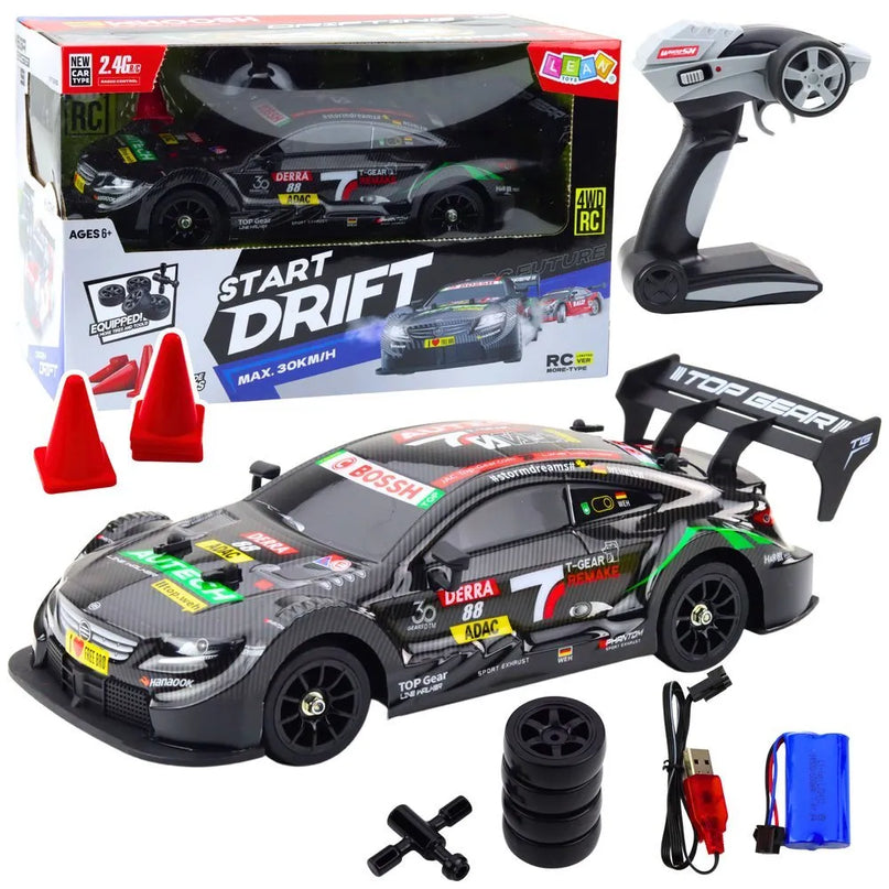 Nuotoliniu valdomas lenktyninis automobilis RC 1:16 „Black Carbon“ su LED apšvietimu, 30 km/h