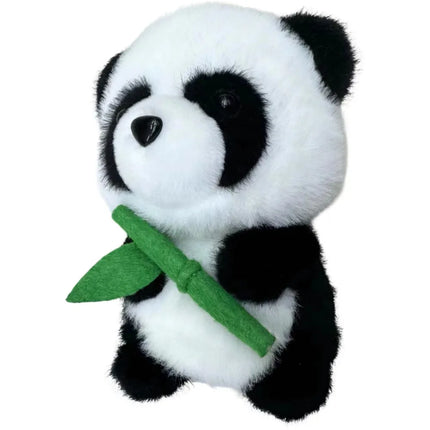 Pliušinė panda su bambuku 18 cm