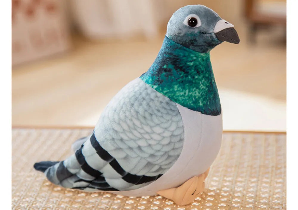 Pliušinis pilkas kuoduotasis balandis 20 cm