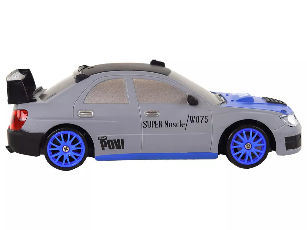 Nuotoliniu būdu valdomas sportinis automobilis R/C 1:24 pilkos spalvos keičiamais ratais