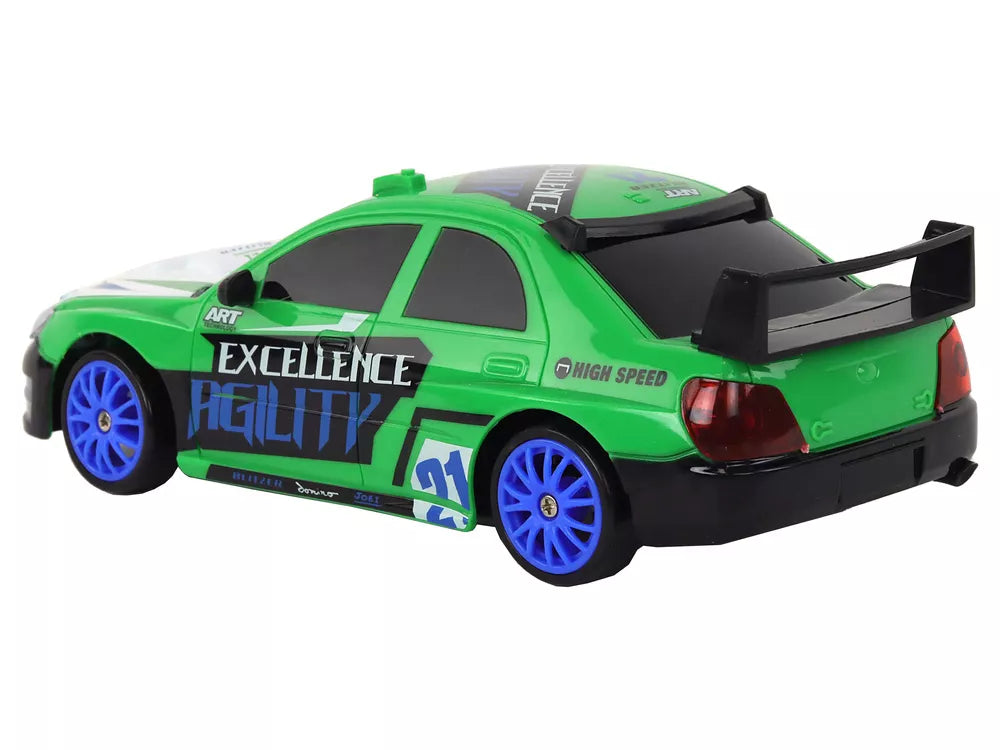 Nuotoliniu būdu valdomas sportinis automobilis R/C 1:24 Žalia keičiami ratai