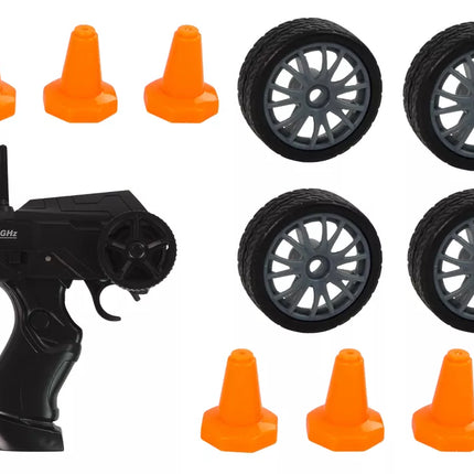 DRIFT ralio automobilių rinkinys+ R/C nuotolinio valdymo pultas ir priedai Greitis iki 15 km/val.