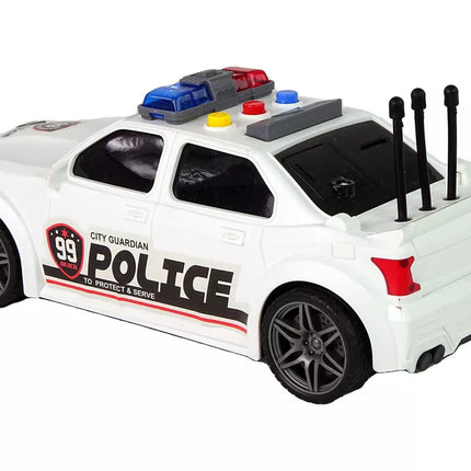 Baltas sportinis policijos automobilis