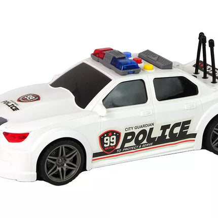 Baltas sportinis policijos automobilis