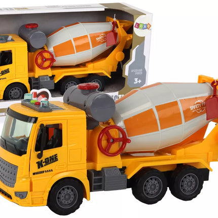 Oranžinė besisukanti betono maišyklė