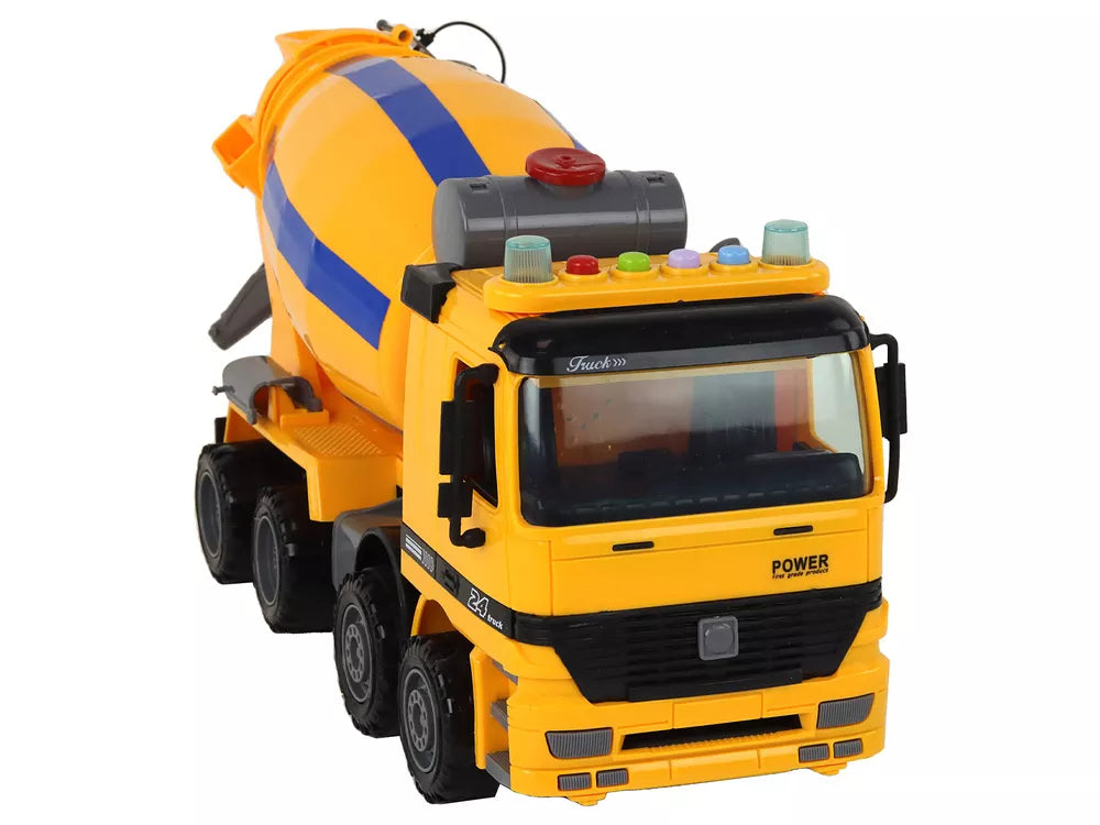 Oranžinė besisukanti betono maišyklė