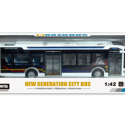 Baltas elektrinis miesto autobusas